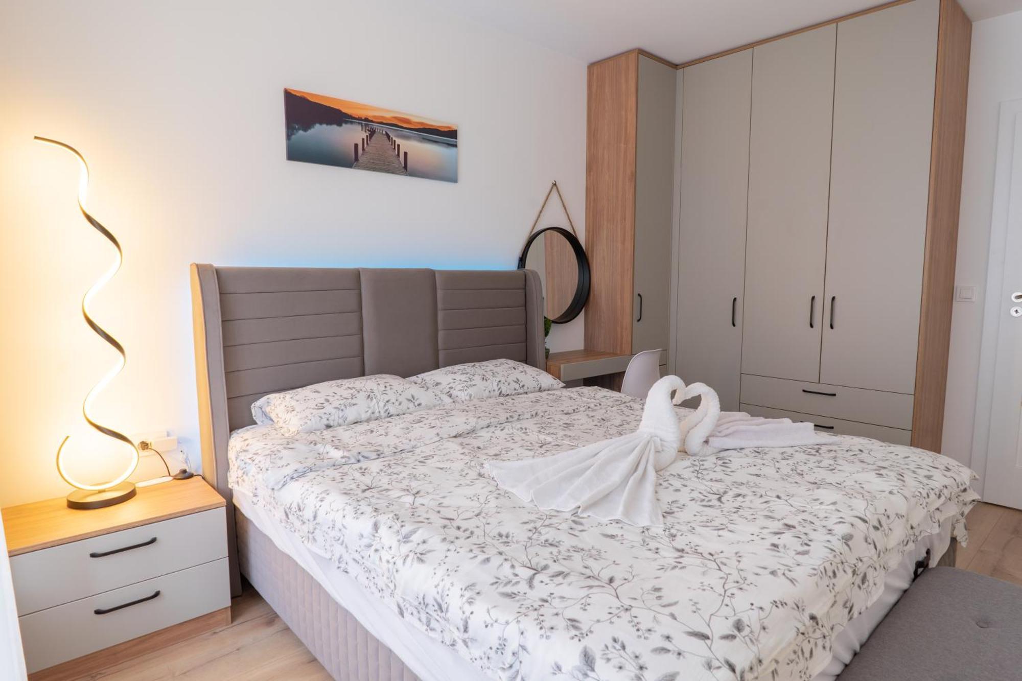 וארנה New Modern & Cozy Apartment With Free Parking מראה חיצוני תמונה